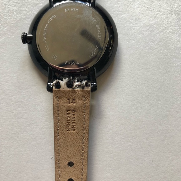 Fossil Jacqueline Leopard Print Watch - Picture 6 of 6